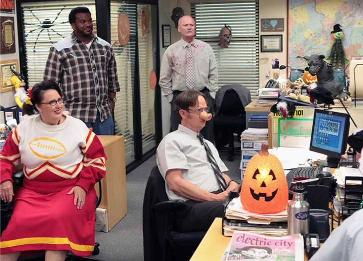 The O ffice TV show halloween costumes. Here Comes Treble (Season 9, Episode 5)